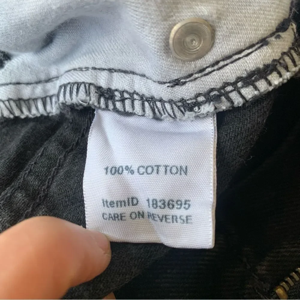 L.L. Bean Relaxed Fit Black Denim Vintage Petite Jeans Size 14 - Picture 6 of 9